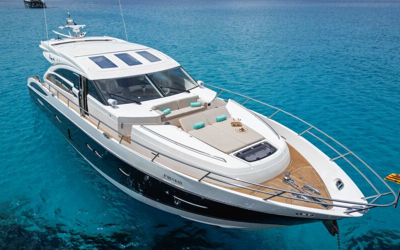 (2015) Princess V72 – BLISS