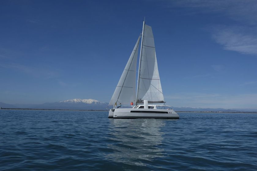 Catana 53