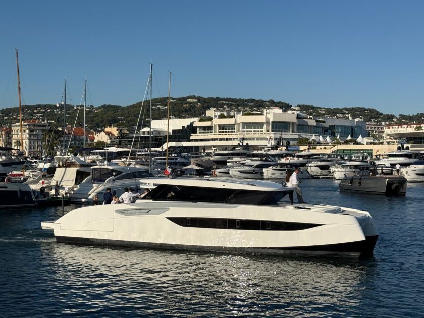 2025 Sunreef 55 Ultima, R2D2