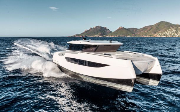 Sunreef 55 Ultima: innovación híbrida en el mar