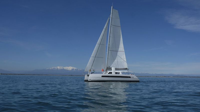 Catana 53