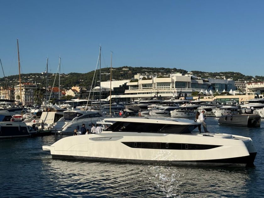 2025 Sunreef 55 Ultima, R2D2
