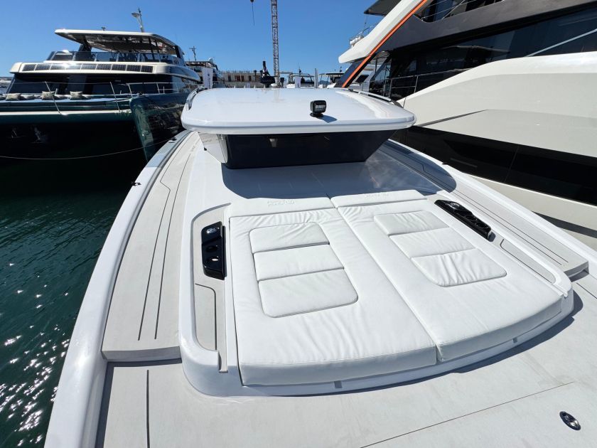 2025 Sunreef 55 Ultima, R2D2