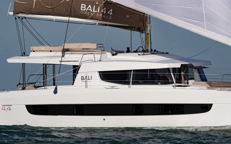 Bali 4.4 – Olivia