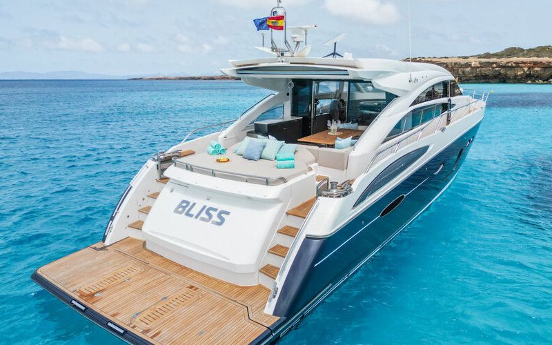 (2015) Princess V72 – BLISS