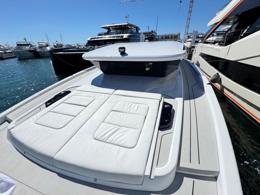 2025 Sunreef 55 Ultima, R2D2