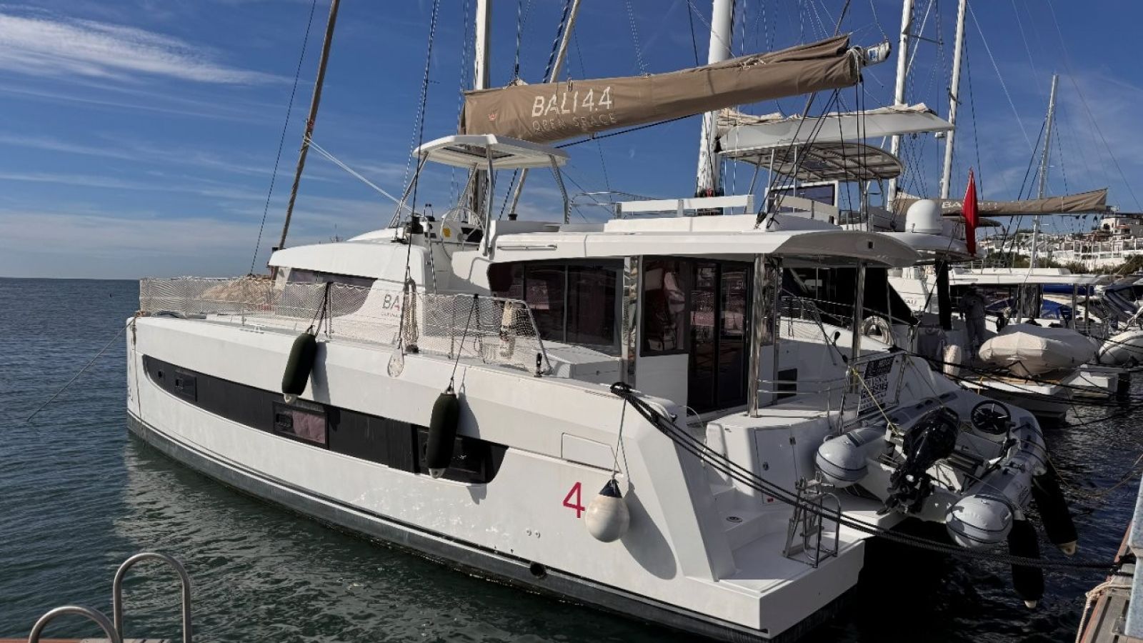 2022 Bali 4.4 Roxy