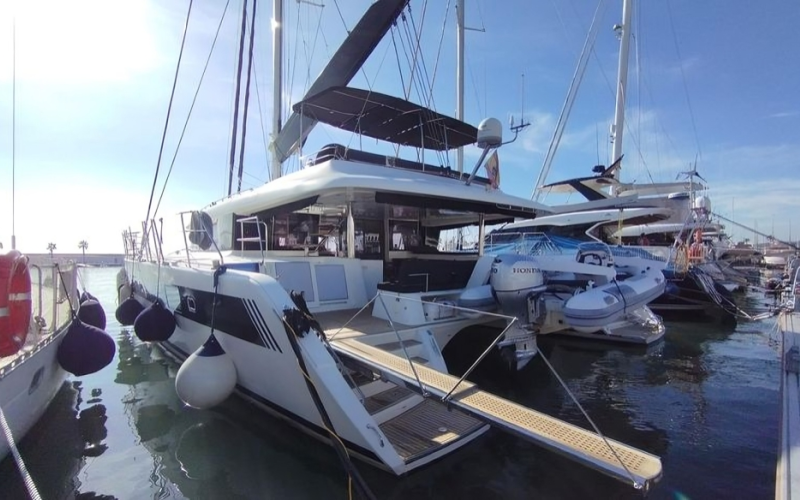 (2012) Lagoon 620 – JARANA
